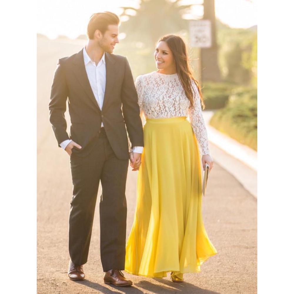 Yellow chiffon layered maxi skirt Size. XSMALL - Picture 5 of 5